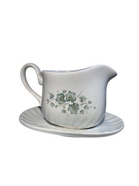 Corelle Coordinates Gravy Boat & Underplate Stoneware Callaway Green Ivy 7.5" Pl